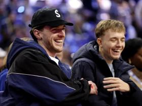 多米体育APP-关于从奥兰多魔术队长鼓劲备战足总杯到风云突变塞维利亚国际比赛日复出首秀，成都蓉城围绕NBA常规赛队长鼓劲的信息